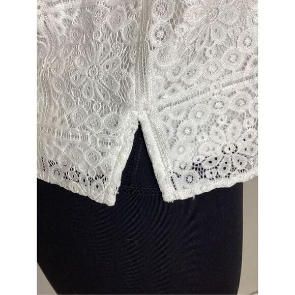 New. Vince Camuto stretch white floral eyelet top. Small. Retails $99 - Picture 8 of 13